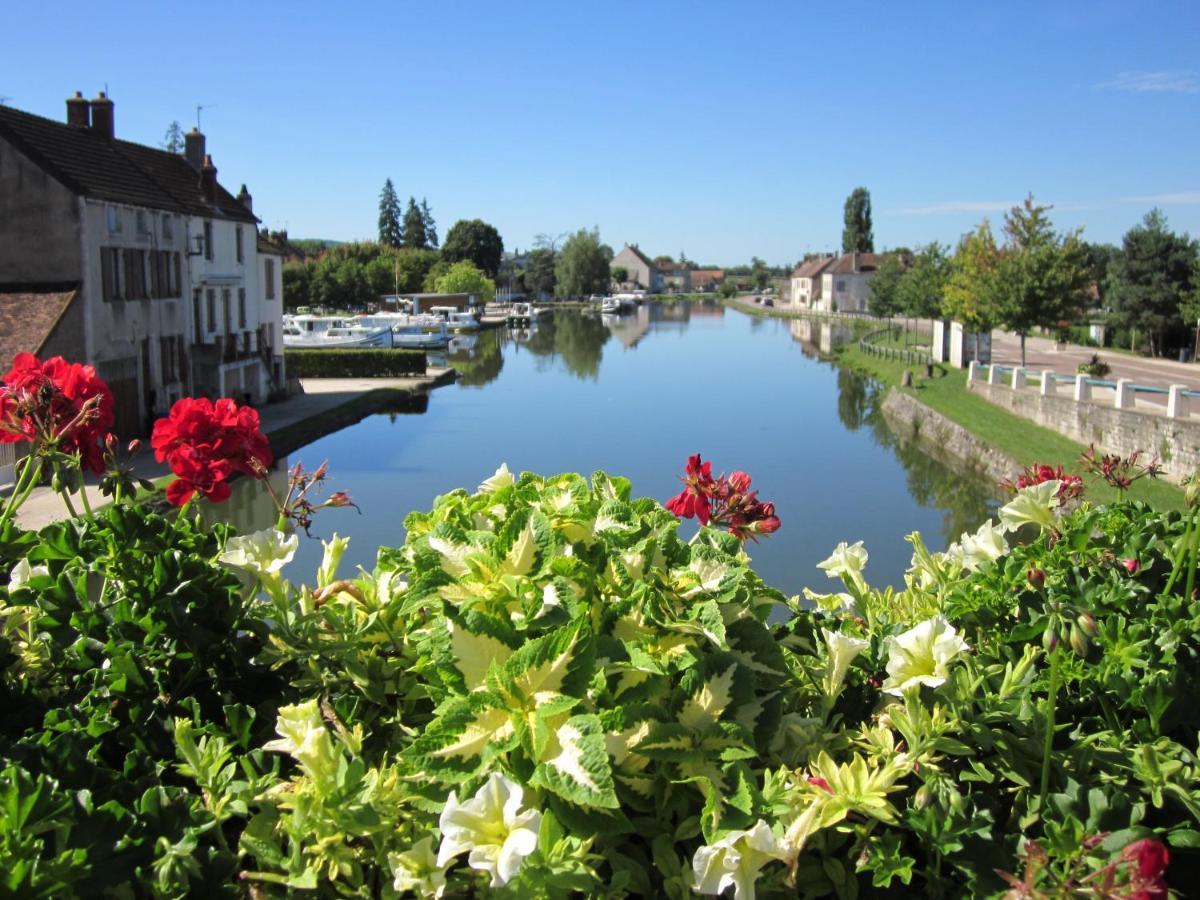 Camping De Santenay Сантене Екстериор снимка
