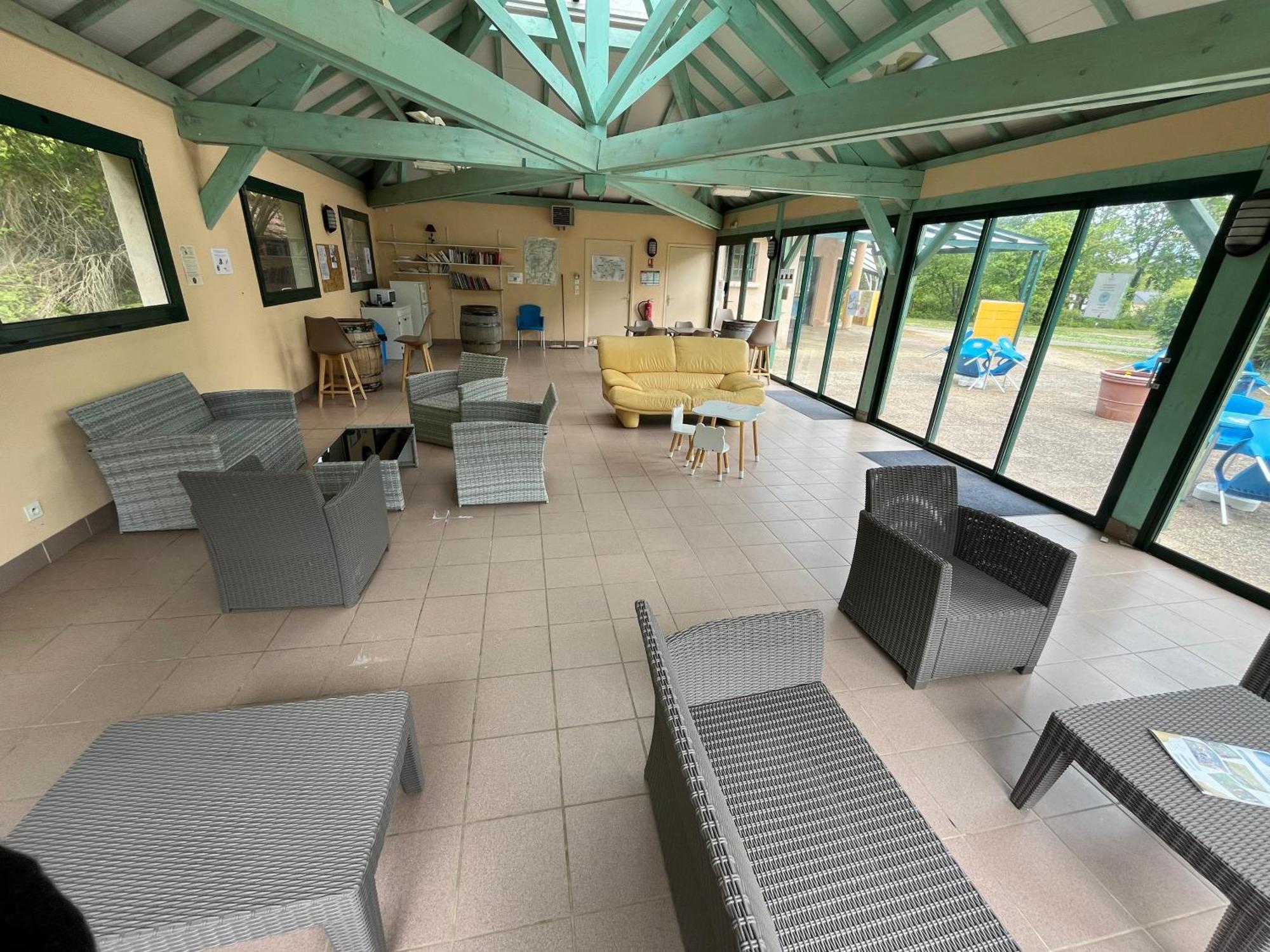 Camping De Santenay Сантене Екстериор снимка